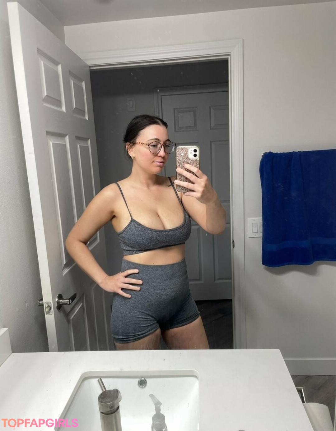 Photo nue de fuite OnlyFans de Daniellelancaster #2 Photo nue de fuite OnlyFans de Daniellelancaster #2