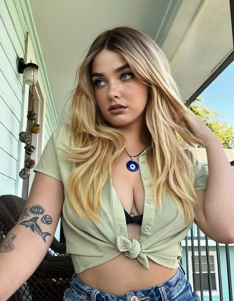 Serena Stone