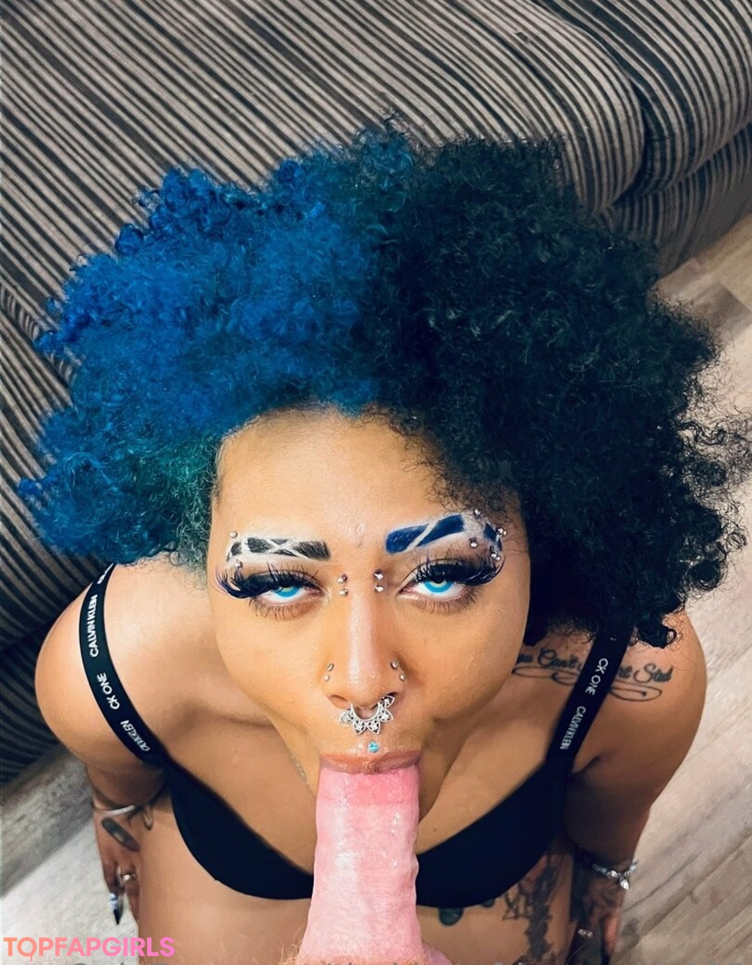 Photo nue de fuite OnlyFans de Thekingofthenorth1988 #25 Photo nue de fuite OnlyFans de Thekingofthenorth1988 #25