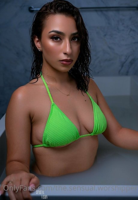 The.sensual.worshipper