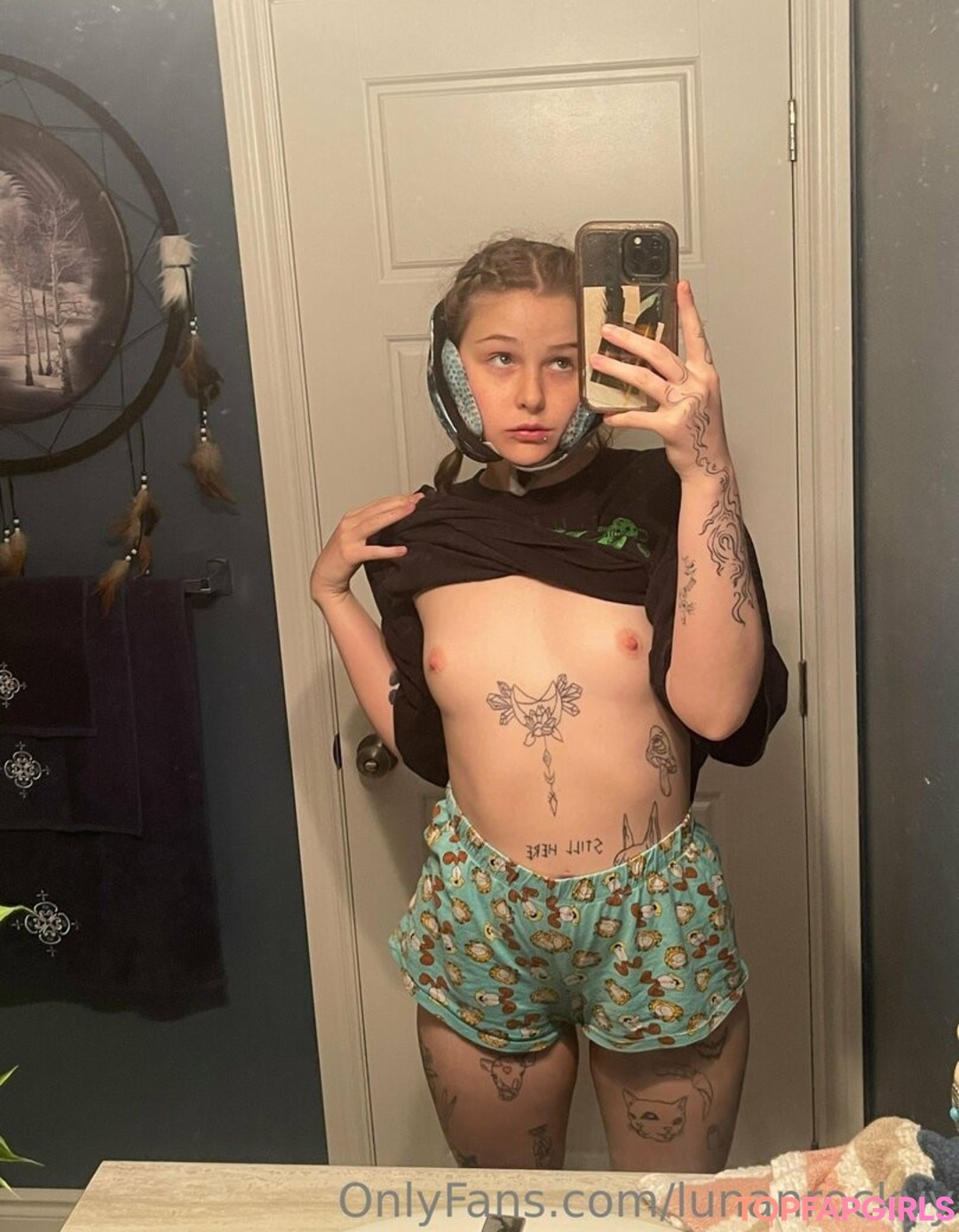 Photo nue de fuite OnlyFans de Lunanrockyy #72 Photo nue de fuite OnlyFans de Lunanrockyy #72