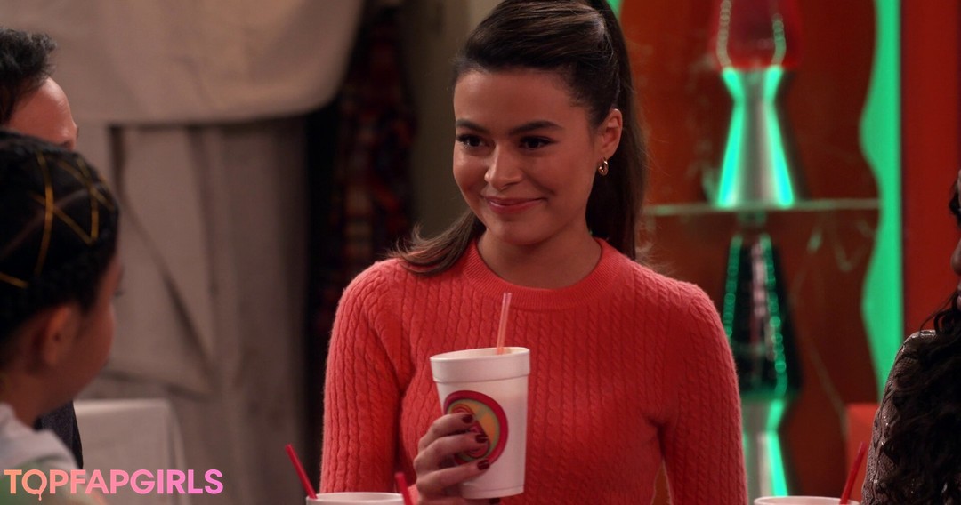 Photo nue de fuite OnlyFans de Miranda Cosgrove #119 Photo nue de fuite OnlyFans de Miranda Cosgrove #119