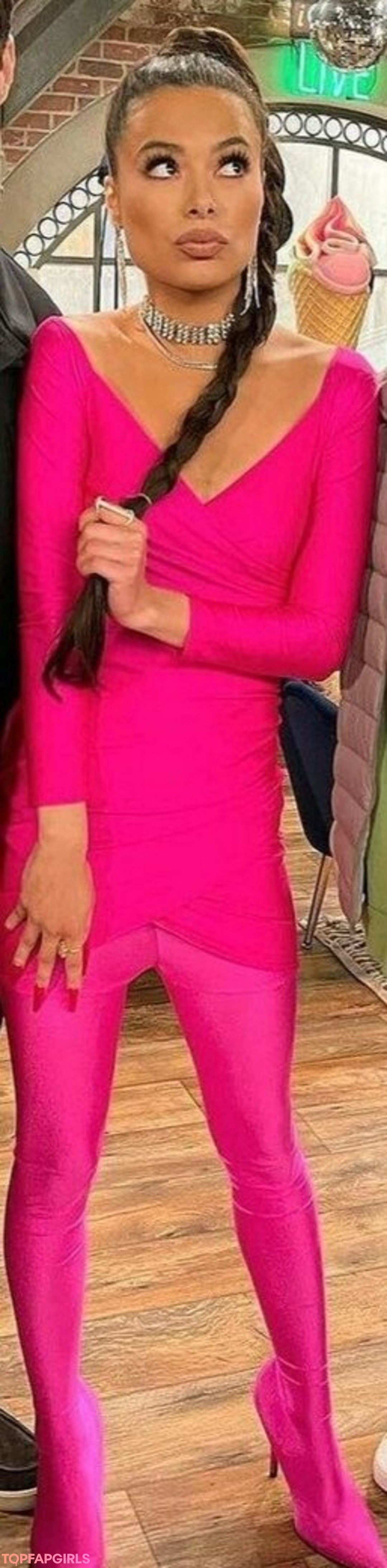 Photo nue de fuite OnlyFans de Miranda Cosgrove #165 Photo nue de fuite OnlyFans de Miranda Cosgrove #165