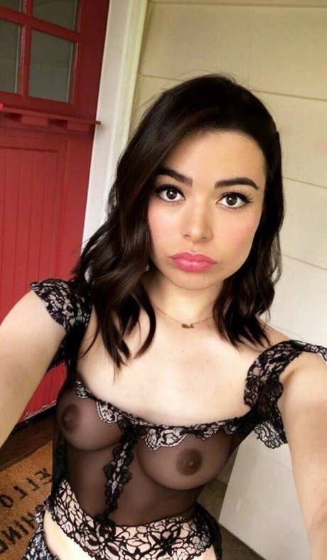 Miranda Cosgrove