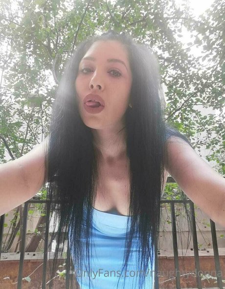 Naughtydonna