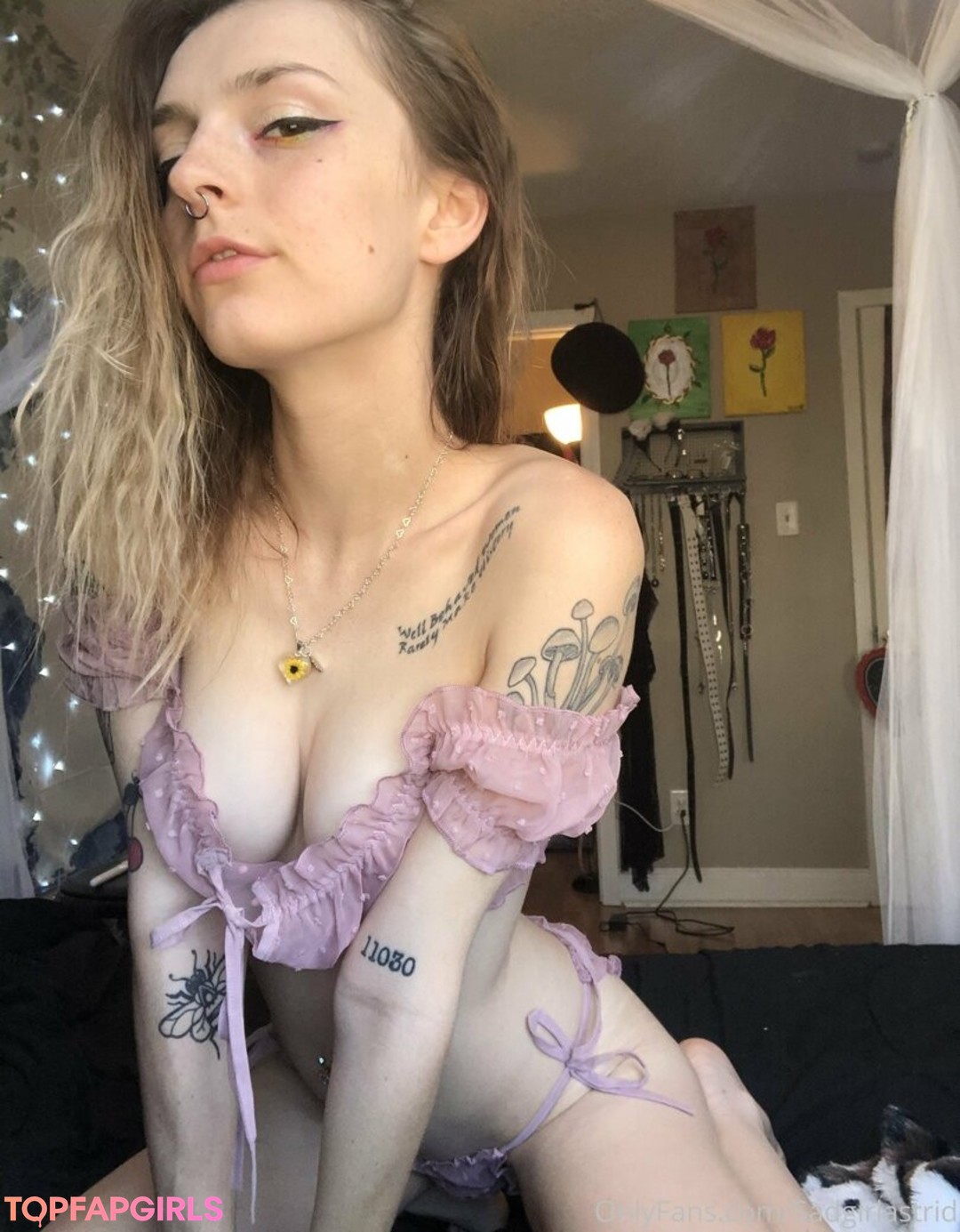 Photo nue de fuite OnlyFans de Sadgirlastridsfree #30 Photo nue de fuite OnlyFans de Sadgirlastridsfree #30