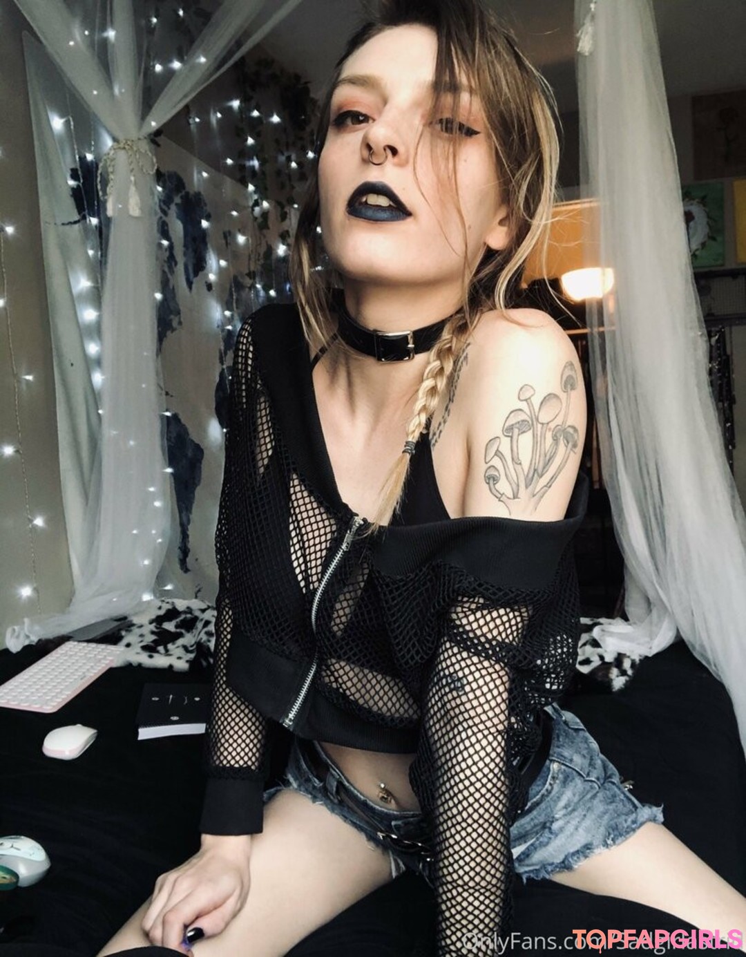 Photo nue de fuite OnlyFans de Sadgirlastridsfree #80 Photo nue de fuite OnlyFans de Sadgirlastridsfree #80