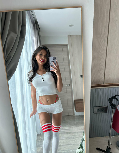 Photo nue de fuite OnlyFans de Joythailiafree