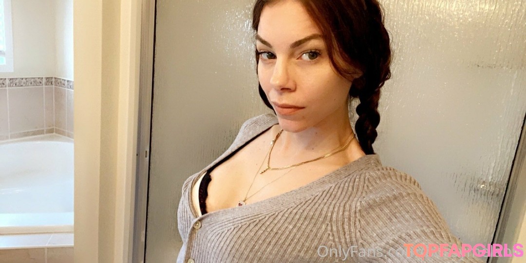 Photo nue de fuite OnlyFans de Bellapetitewifey #20 Photo nue de fuite OnlyFans de Bellapetitewifey #20