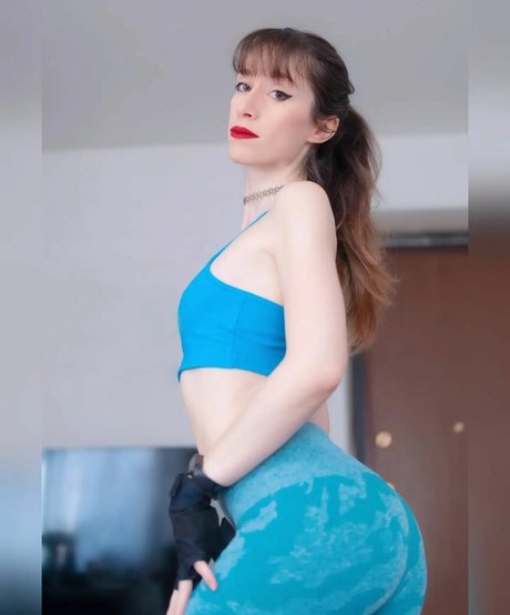 Photo nue de fuite OnlyFans de Ladynatsumi