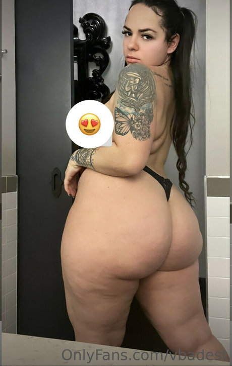 Photo nue de fuite OnlyFans de Vbadestbeauty
