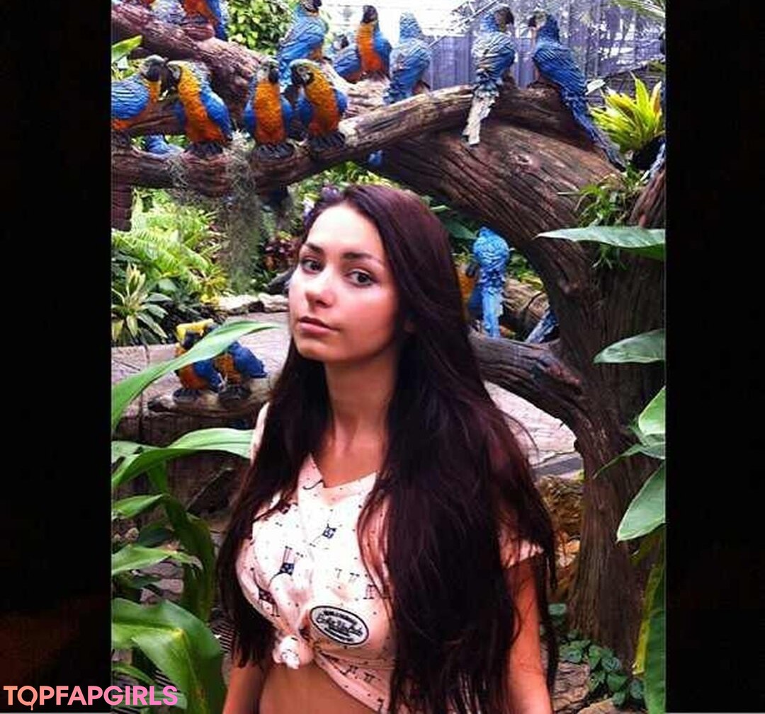 Photo nue de fuite OnlyFans de Helga Lovekaty #1562