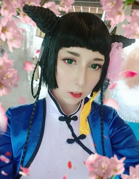 Loli Molly