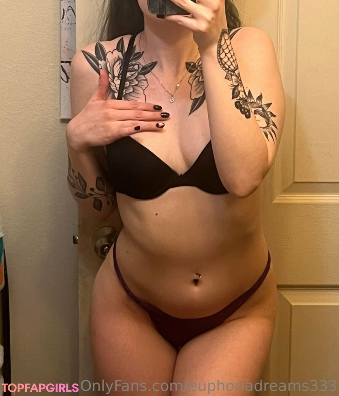 Photo nue de fuite OnlyFans de Euphoriadreams333 #76 Photo nue de fuite OnlyFans de Euphoriadreams333 #76