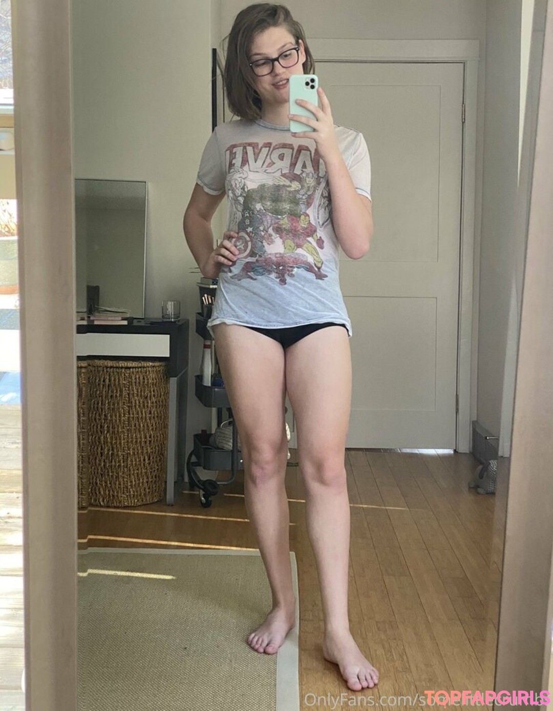 Photo nue de fuite OnlyFans de Somelittlecrumbs #2 Photo nue de fuite OnlyFans de Somelittlecrumbs #2