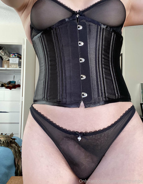 Photo nue de fuite OnlyFans de Somelittlecrumbs