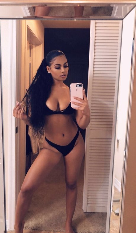 Photo nue de fuite OnlyFans de Jaderamey