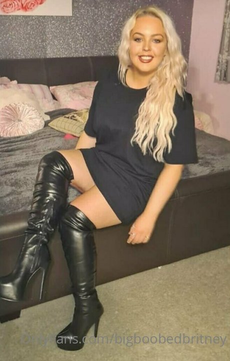 Bigboobedbritneyfree