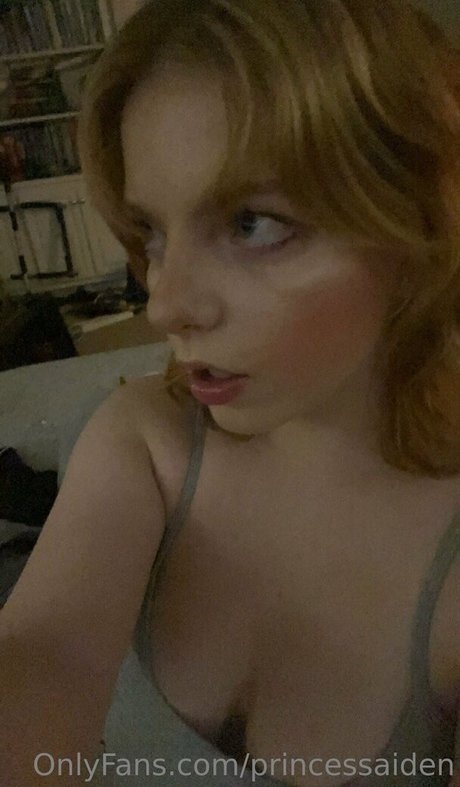 Photo nue de fuite OnlyFans de Princessaiden