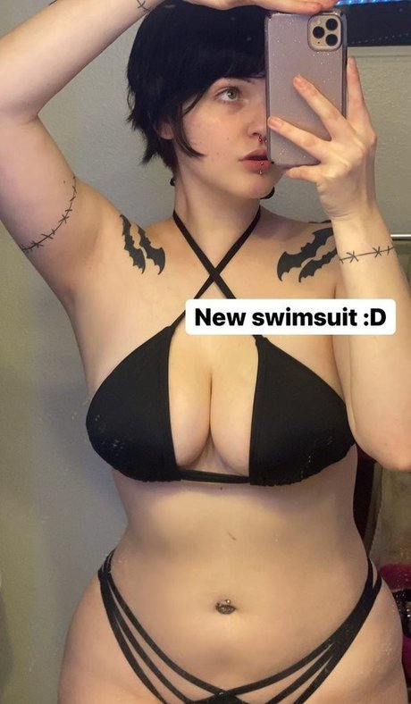 Photo nue de fuite OnlyFans de Succubussushi