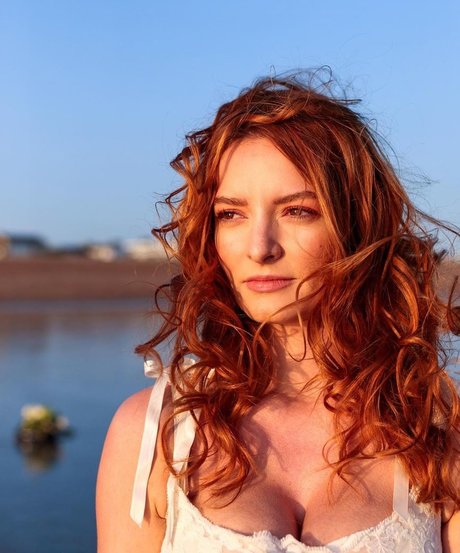 Dakota Blue Richards