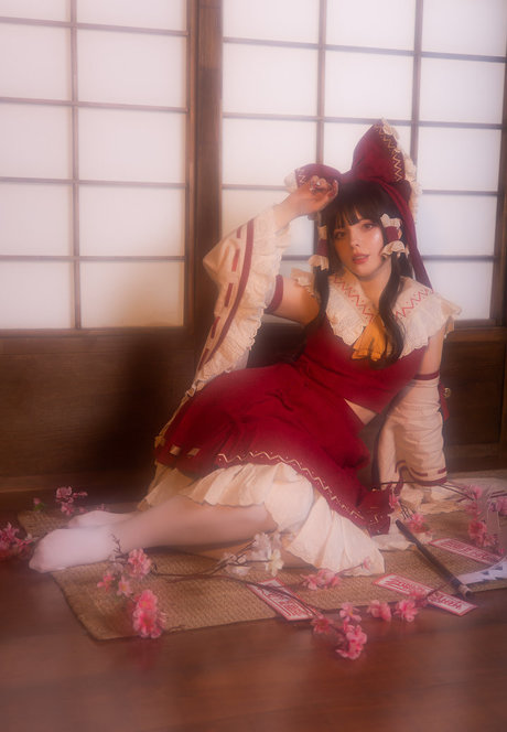 Saya Scarlet