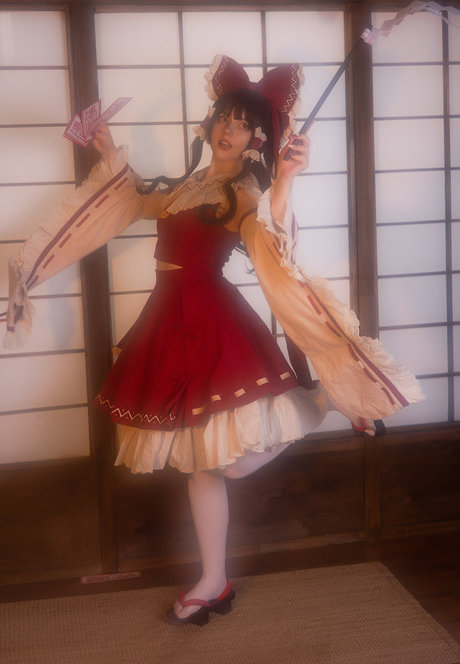 Saya Scarlet