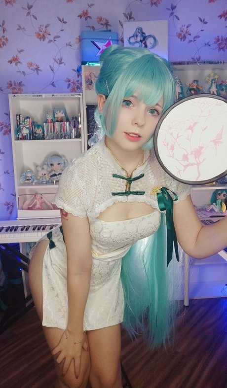 Saya Scarlet