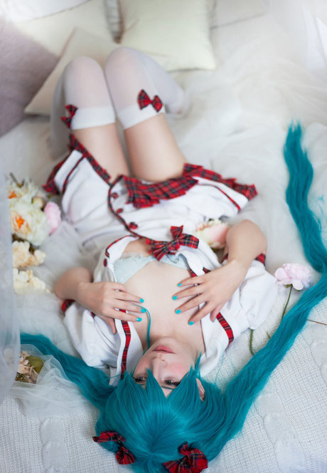 Saya Scarlet