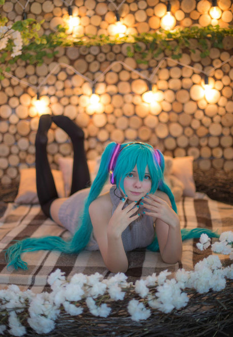 Saya Scarlet