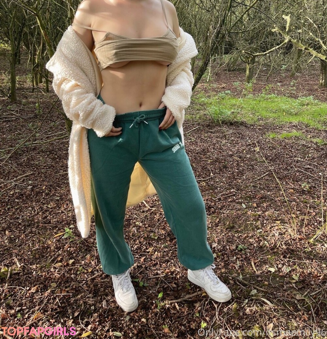 Photo nue de fuite OnlyFans de Itsmeemily96 #5 Photo nue de fuite OnlyFans de Itsmeemily96 #5