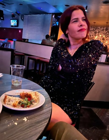 Latinafoxy69