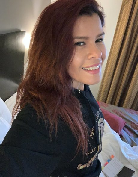 Latinafoxy69