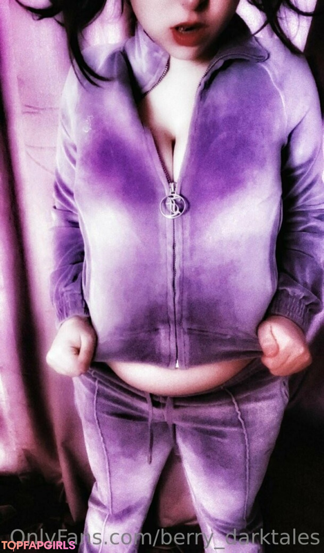 Photo nue de fuite OnlyFans de Berrydarktales #23 Photo nue de fuite OnlyFans de Berrydarktales #23