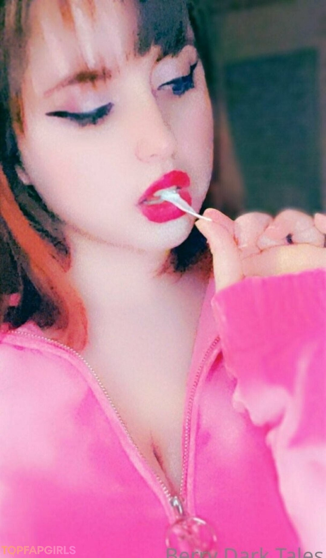 Photo nue de fuite OnlyFans de Berrydarktales #9 Photo nue de fuite OnlyFans de Berrydarktales #9