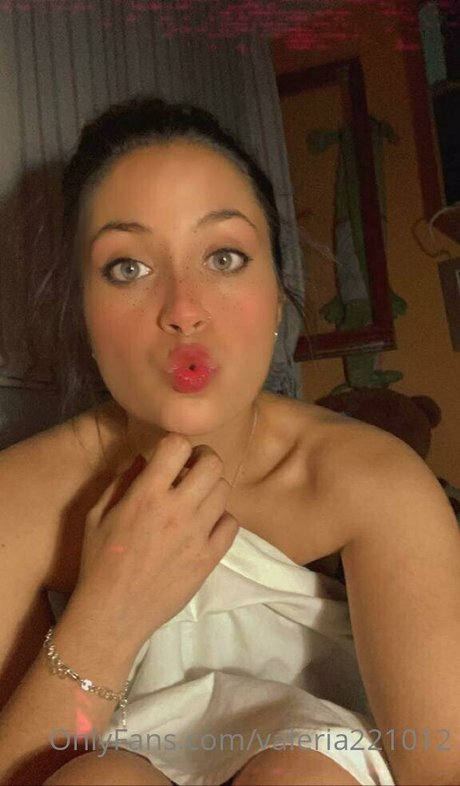 Valeria221012