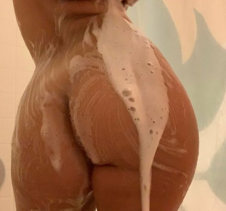 Photo nue de fuite OnlyFans de Evangelina Legetta