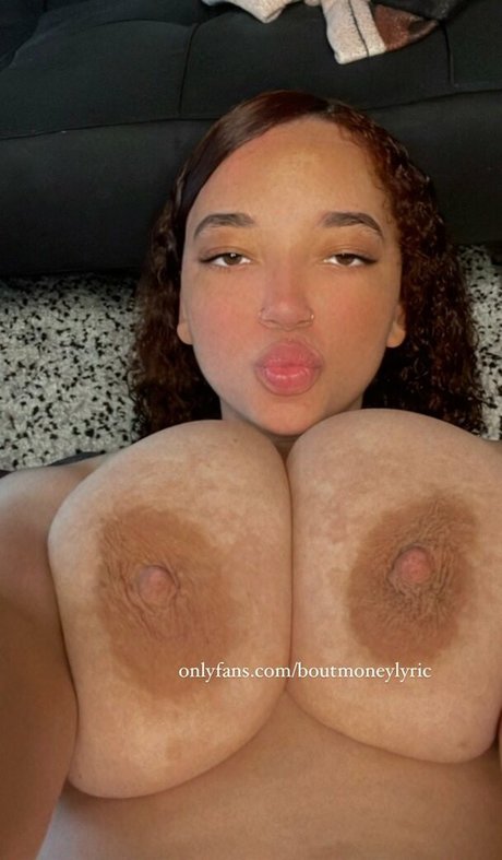 Photo nue de fuite OnlyFans de Bigglyric