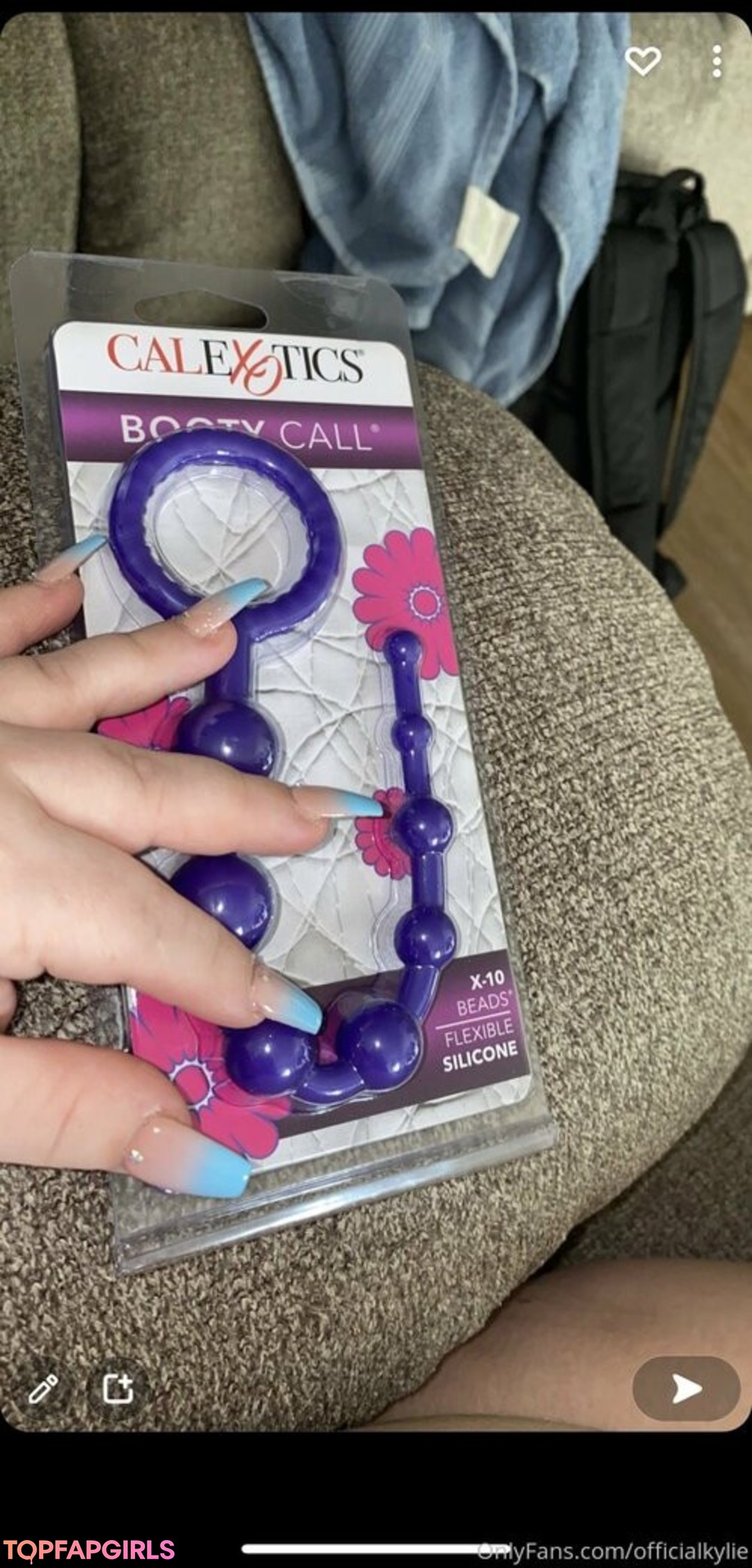 Photo nue de fuite OnlyFans de Officialkylie #36 Photo nue de fuite OnlyFans de Officialkylie #36