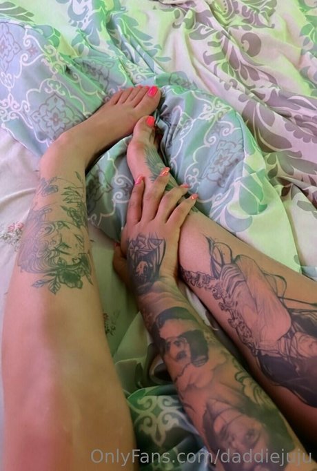 Photo nue de fuite OnlyFans de Daddiejuju
