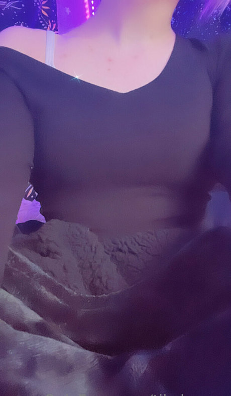 Photo nue de fuite OnlyFans de Tikalovexo
