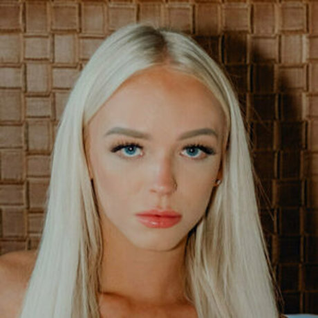 Badlittlebarbie18