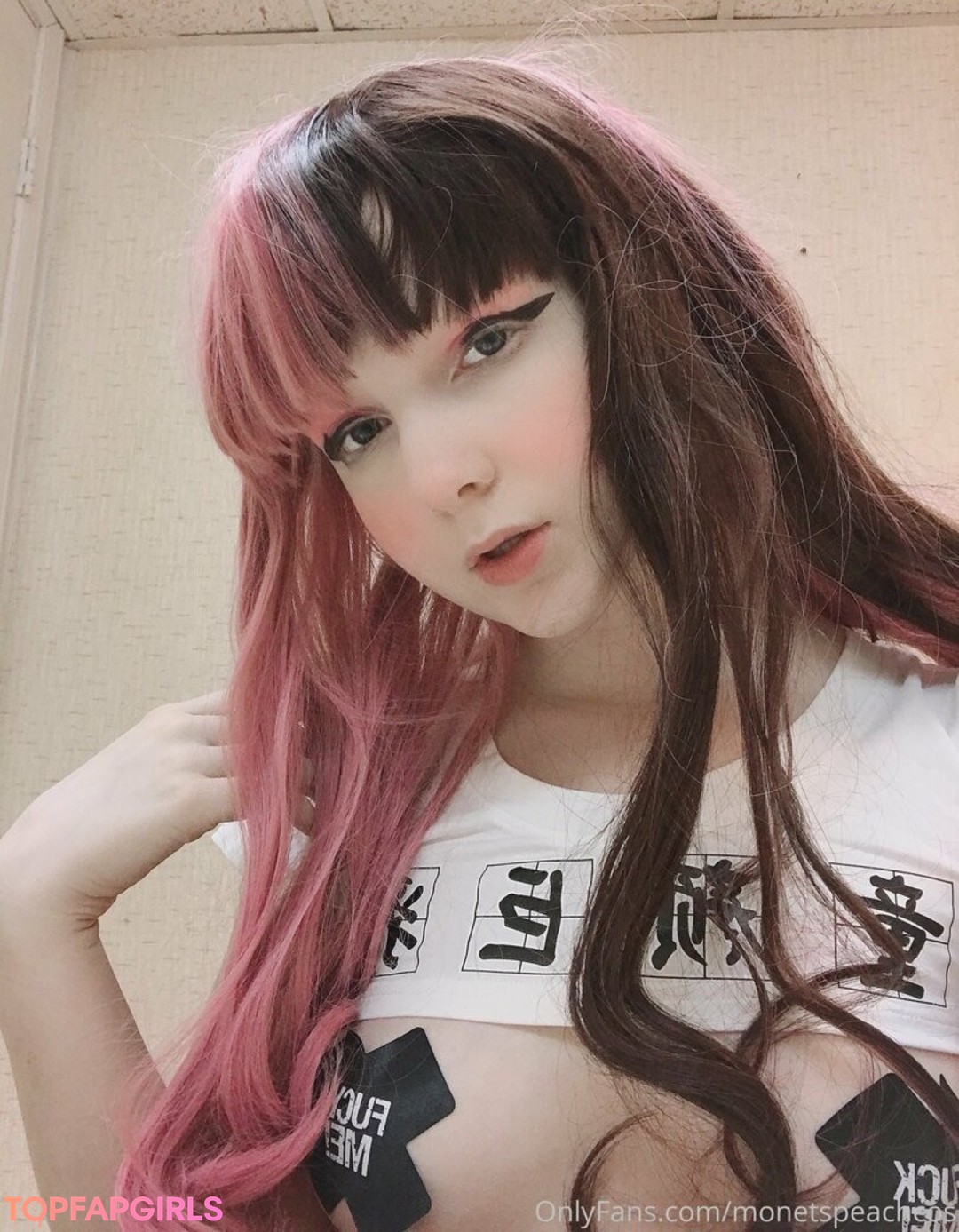 Photo nue de fuite OnlyFans de Honeybunnycos #26 Photo nue de fuite OnlyFans de Honeybunnycos #26