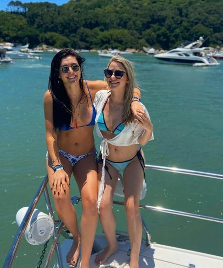 Photo nue de fuite OnlyFans de Rosamaria Montibeller