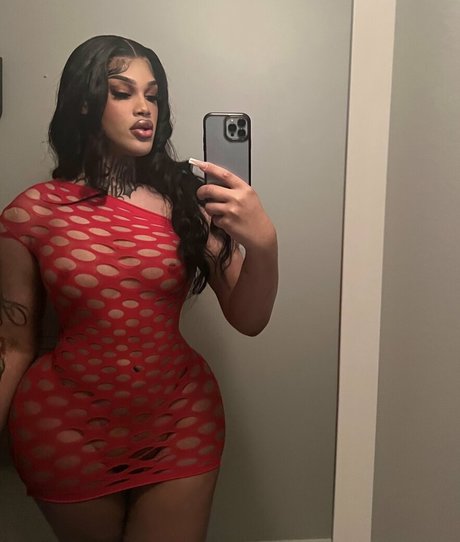 Photo nue de fuite OnlyFans de Suamuva