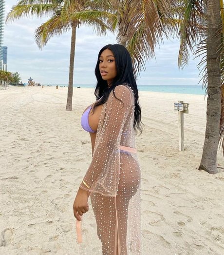 Photo nue de fuite OnlyFans de Vivi Panamera