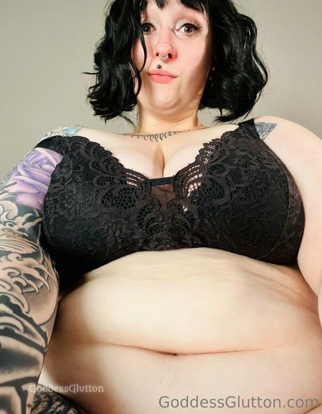 Photo nue de fuite OnlyFans de Mommyglutton