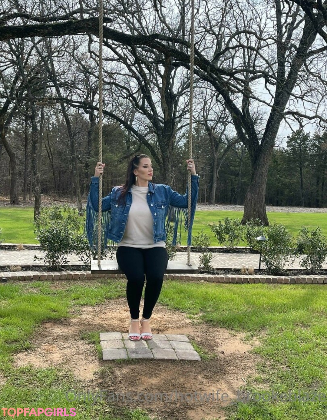 Photo nue de fuite OnlyFans de Hotwifebrookeblaze #322 Photo nue de fuite OnlyFans de Hotwifebrookeblaze #322