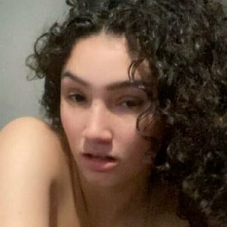 Photo nue de fuite OnlyFans de Mellyshours