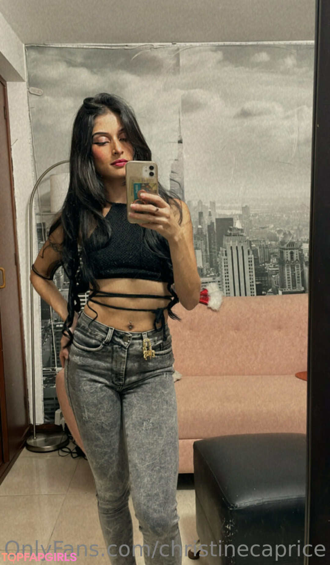 Photo nue de fuite OnlyFans de Christinecaprice #156 Photo nue de fuite OnlyFans de Christinecaprice #156